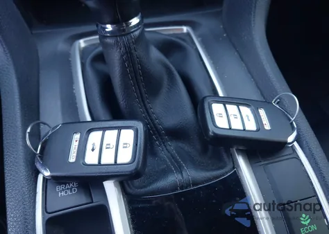 2020 Honda Civic Sport z USA, uszkodzony, nr VIN 19XFC2E82LE025263